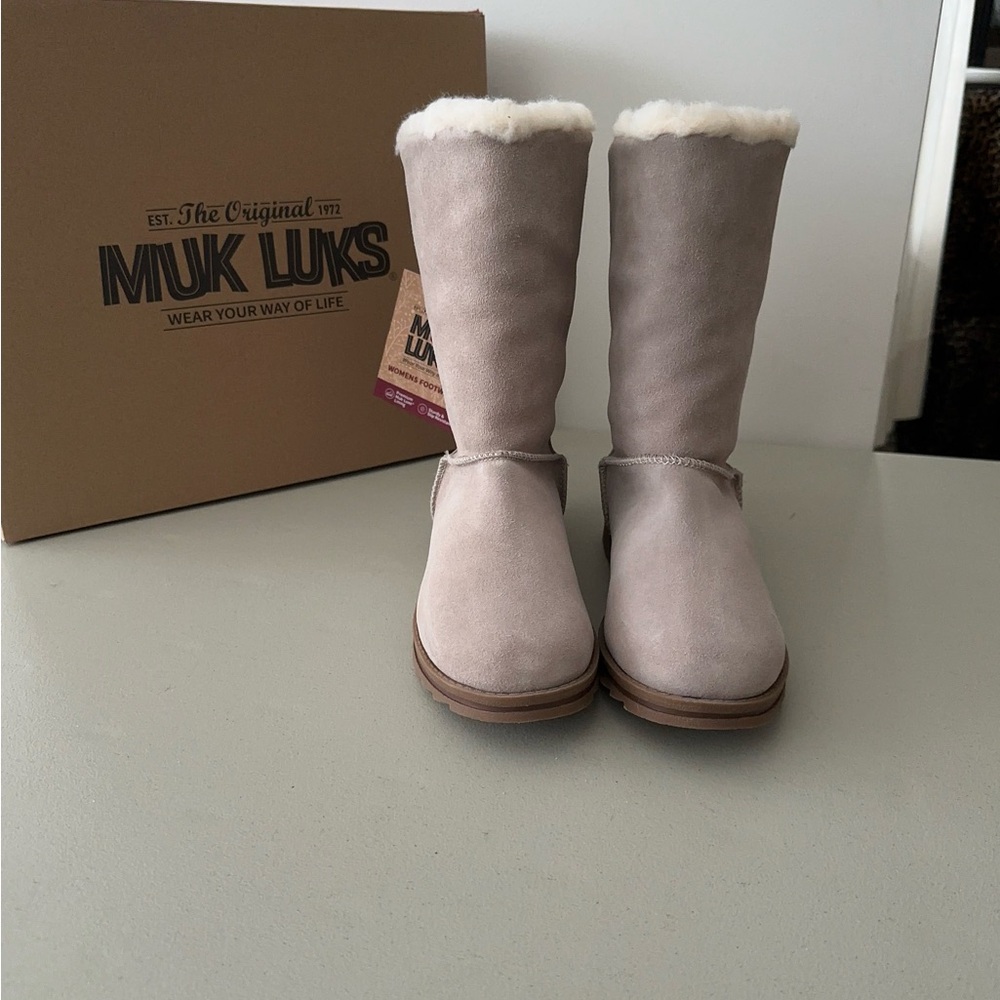 NIB Muk Luks Ziggy Rodeo Real Suede Boots 6.5